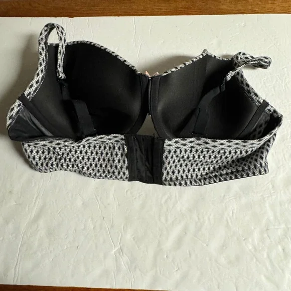 Cacique 44DD Black White Geometric Print Full Coverage Underwire Bra - Picture 4 of 6